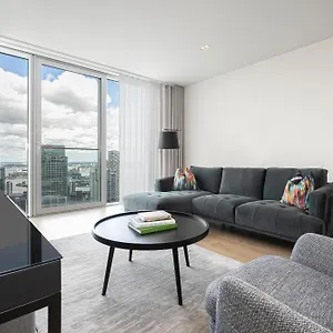 1 Newfoundland Apartment London